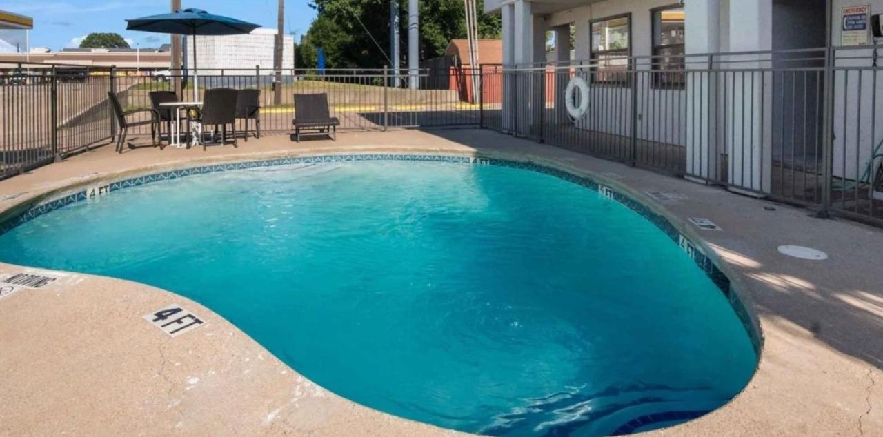 Motel 6 Irving - Loop 12 Luaran gambar